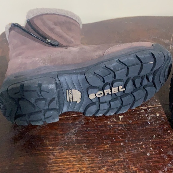 Sorel winter boots - Picture 5 of 8